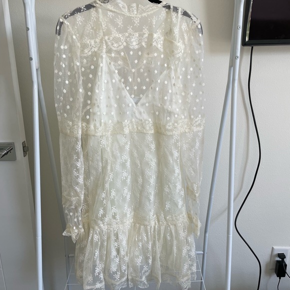 Alice McCall Moon Sister Mini Dress in Cream Lace - Picture 4 of 7